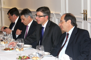 Autoridades reprsentantes de la UE y del IPCVA