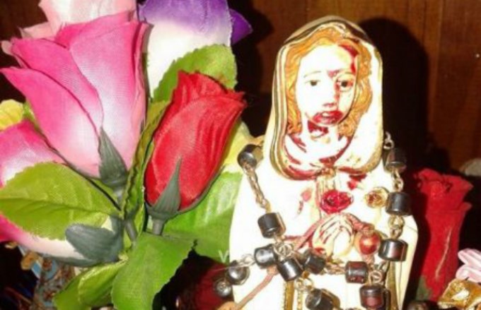 VIRGEN QUE LLORA SANGRE virgen que llora sangre: