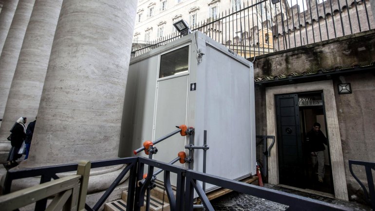 duchas vaticano