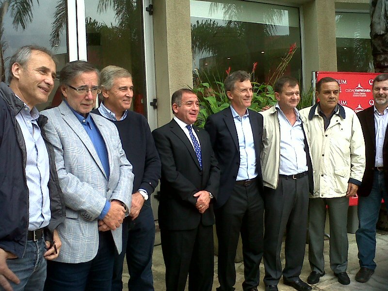 muestra-de-unidad-Frente