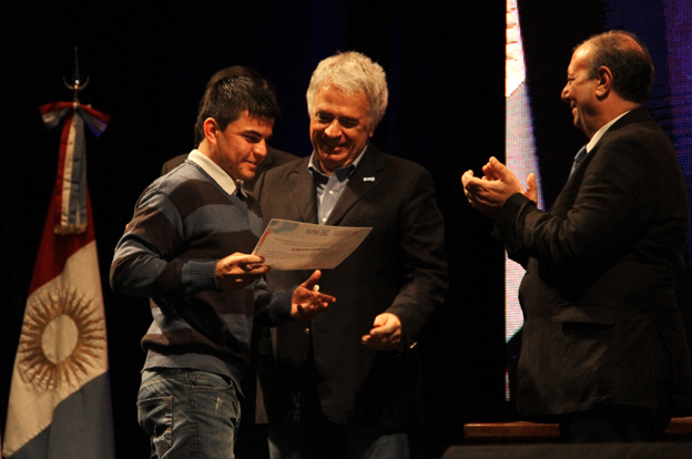 becas academicas de la sota