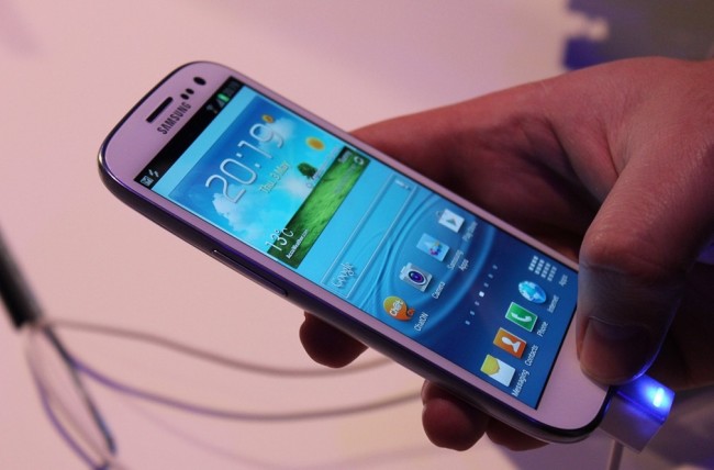 galaxy-s3-conected-650x428