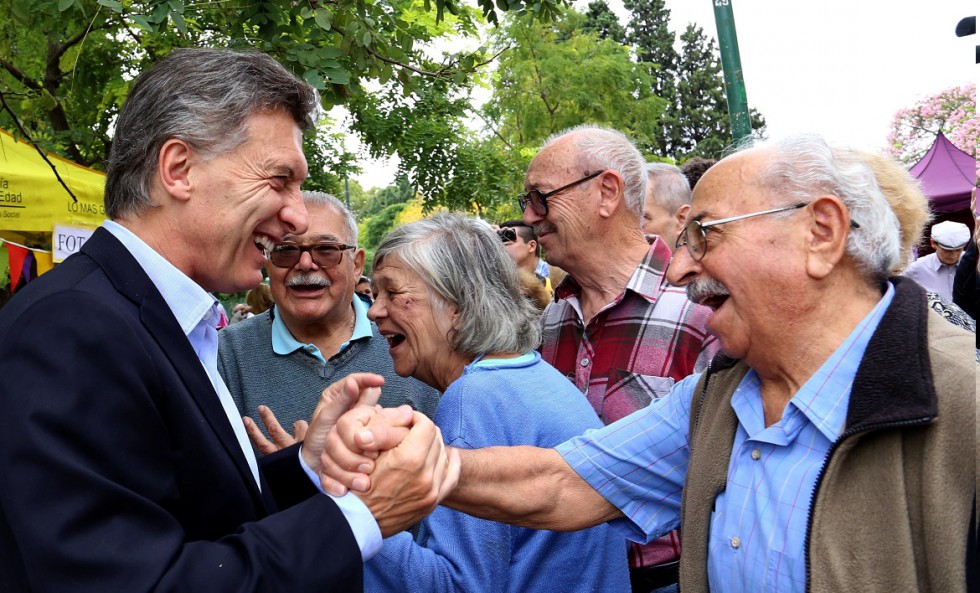 macri-y-jubilados-980x593