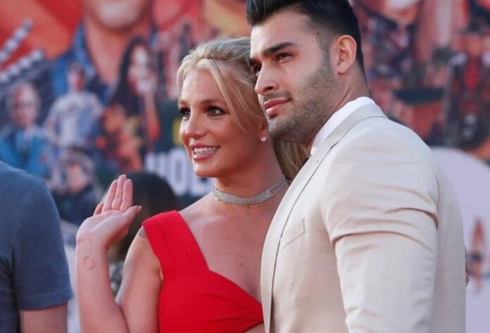 Britney Spears anunció que está embarazada