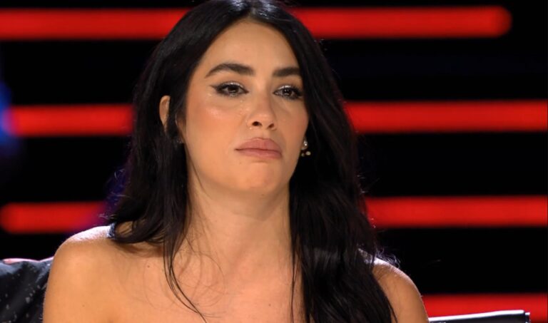 Lali Espósito se emocionó en Factor X por la historia de vida de una participante