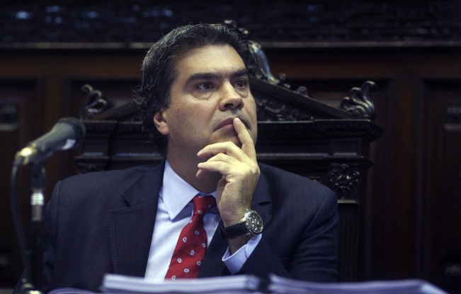 533de955296b3_651x416