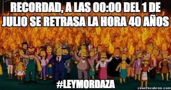 Uno de los tantos "memes" que ha circulado en las redes. Este en particular hace referencia a la época franquista.