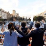 Macri habló ante una multitud y llamó a dar vuelta la elección