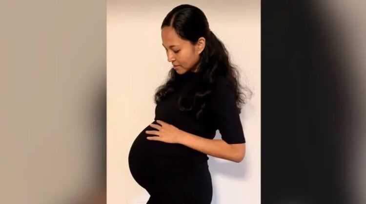 Jenitar Na’amoana durante su embarazo de cuatrillizas idénticas en Australia